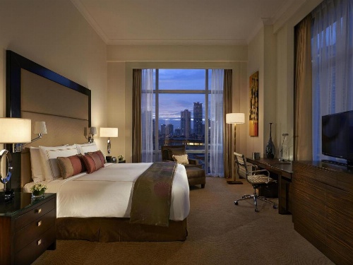 Fairmont Makati image 27